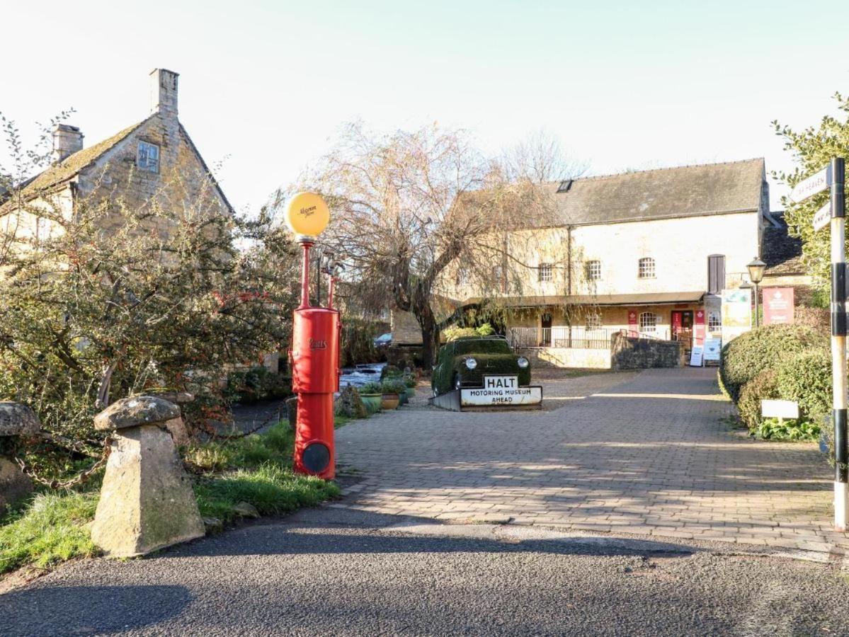 Bears Court Apartment Cheltenham Luaran gambar