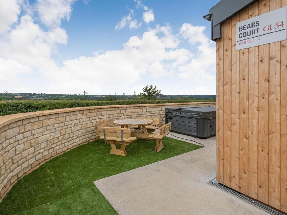 Bears Court Apartment Cheltenham Luaran gambar