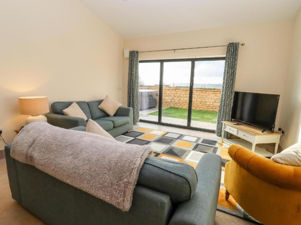 Bears Court Apartment Cheltenham Luaran gambar