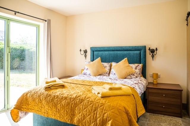 Bears Court Apartment Cheltenham Luaran gambar