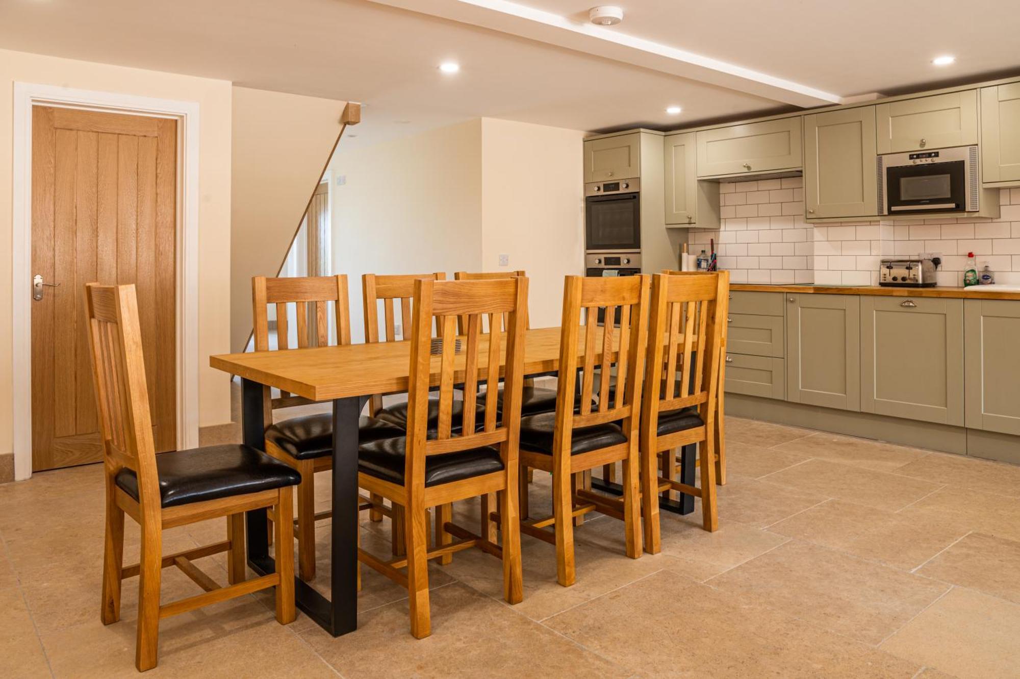 Bears Court Apartment Cheltenham Luaran gambar