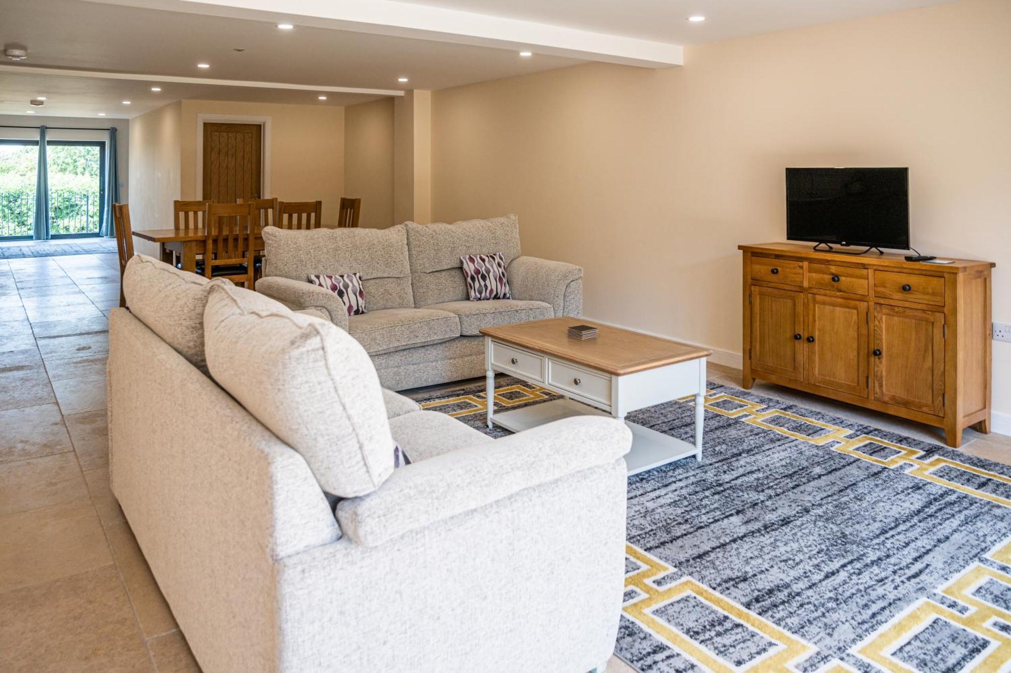 Bears Court Apartment Cheltenham Luaran gambar
