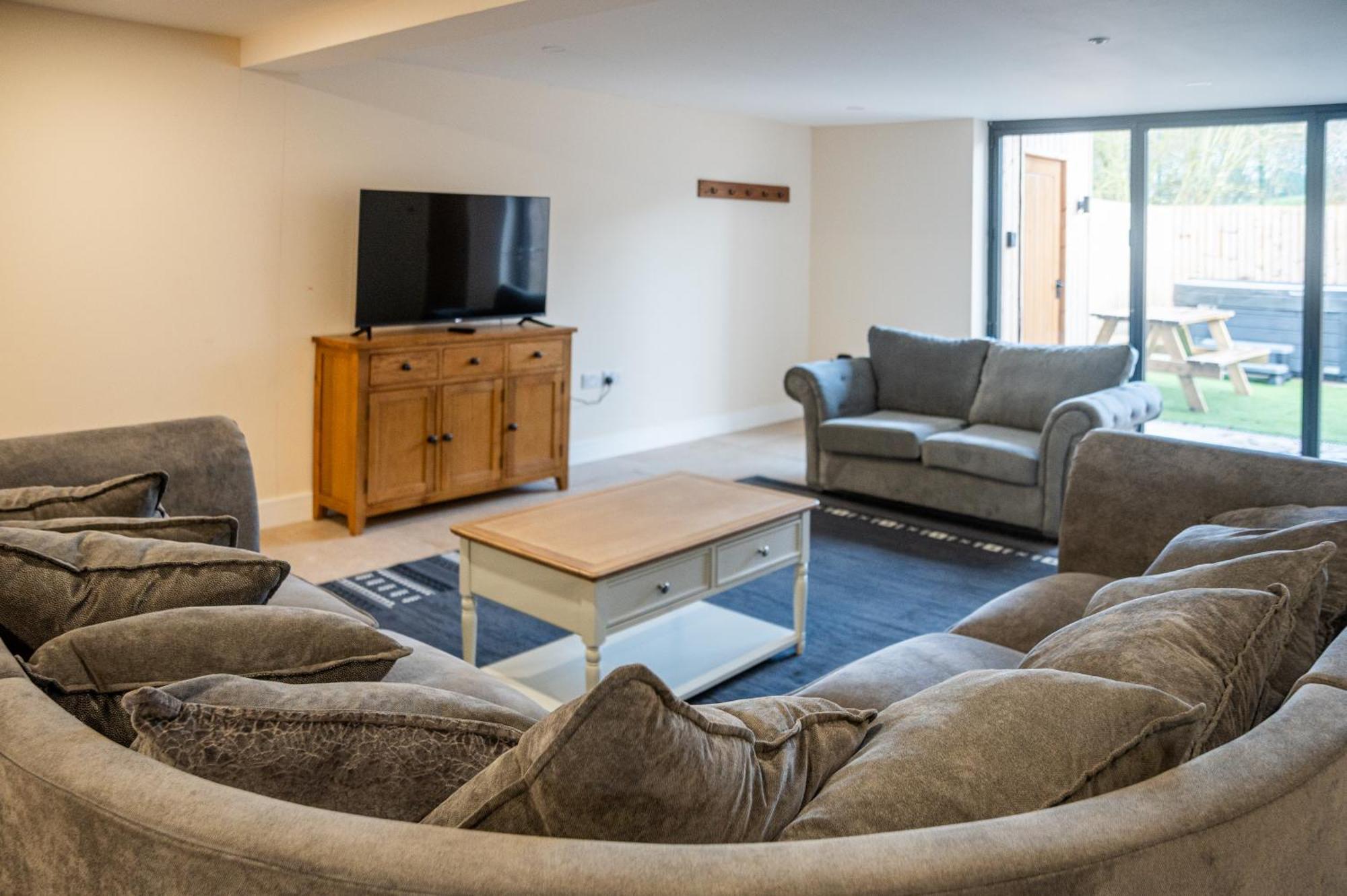 Bears Court Apartment Cheltenham Luaran gambar